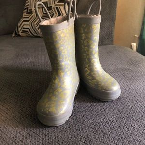 Rain boots